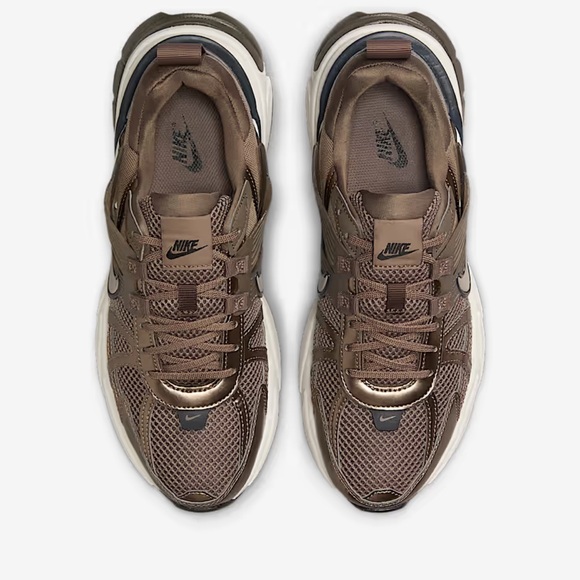 Nike Metallic Brown Mesh Sneakers - Picture 2 of 4